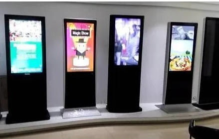 Digital Standee Manufacturer in Samana